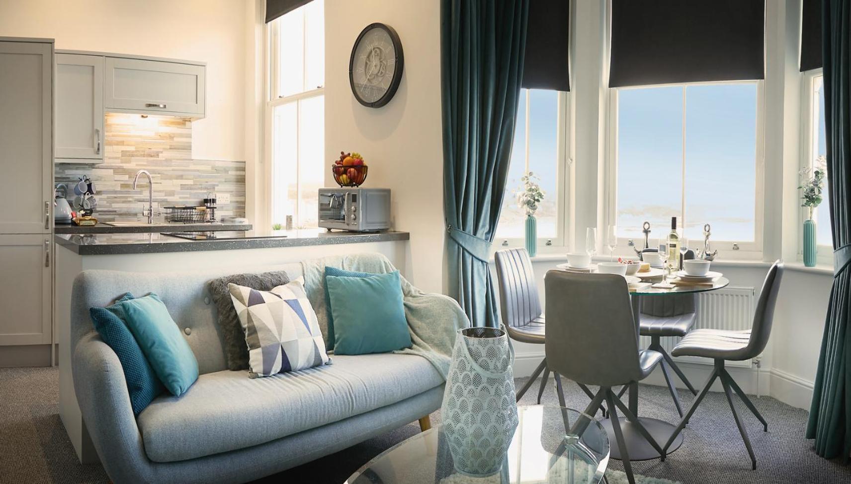 Sea View Serenity Breath Taking Sea View Sleeps 4 สการ์โบโรห์ ภายนอก รูปภาพ