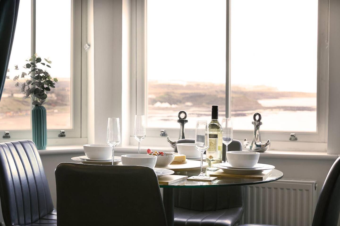 Sea View Serenity Breath Taking Sea View Sleeps 4 สการ์โบโรห์ ภายนอก รูปภาพ